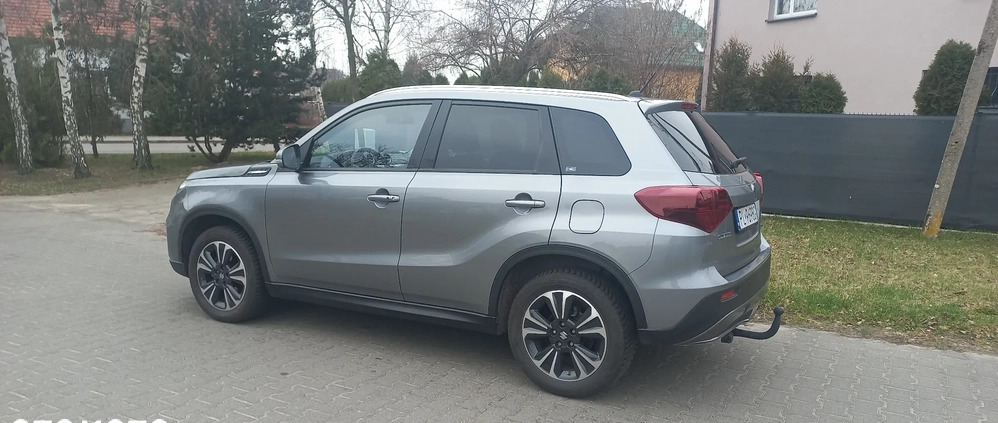 Suzuki Vitara cena 85900 przebieg: 11000, rok produkcji 2022 z Leszno małe 254
